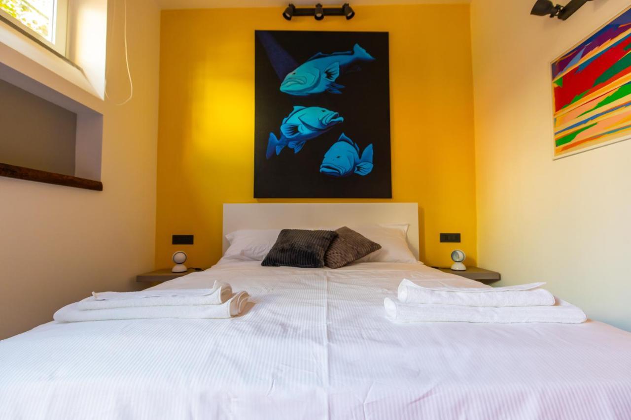 Amana Apartment Napoli Cameră foto